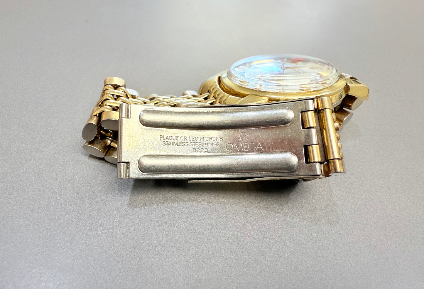 Vintage Omega Seamaster Calendar – Automatic | Gold Tone | Water-Resistant