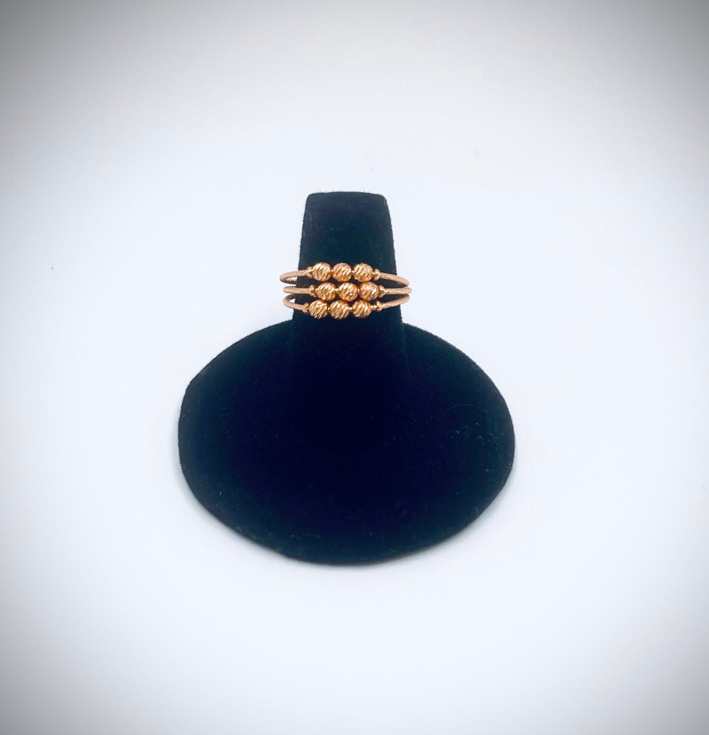 Elegant 21K Gold Ring โ 2.7g | Unique Handcrafted Beaded Design