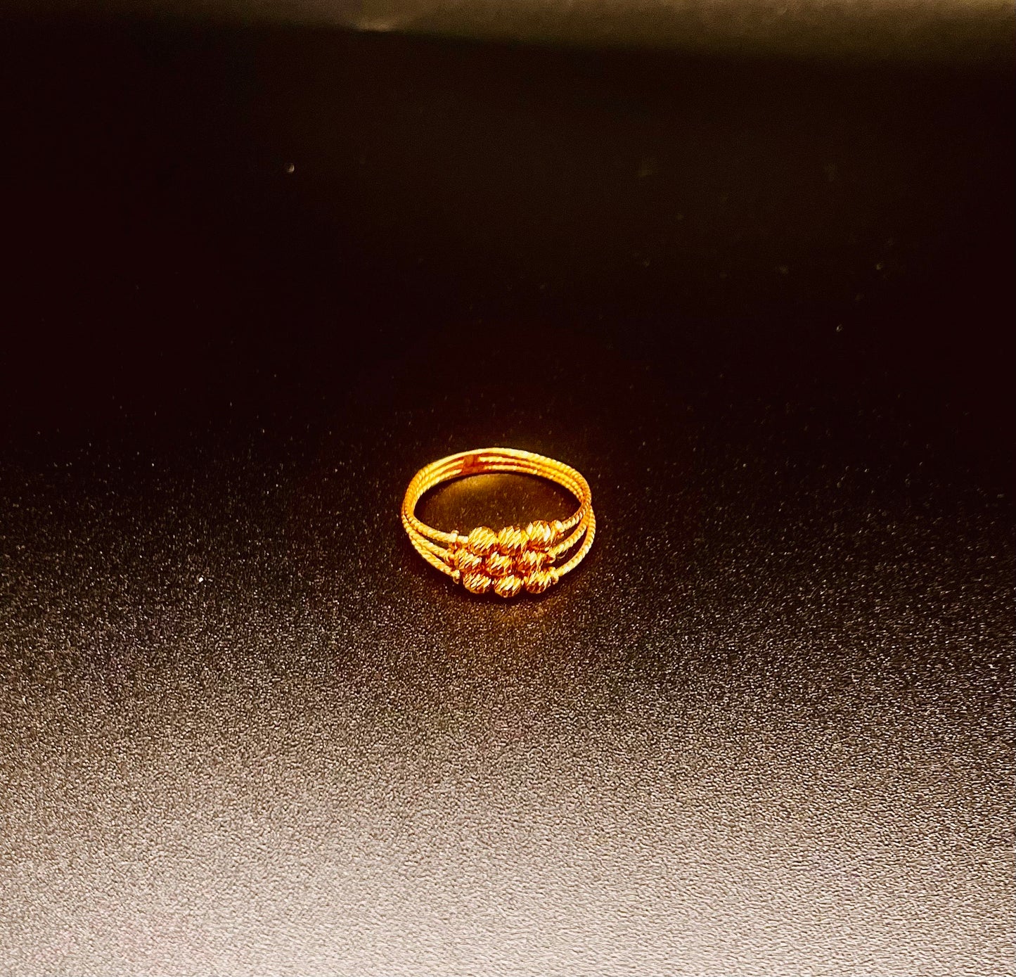 Elegant 21K Gold Ring โ 2.7g | Unique Handcrafted Beaded Design