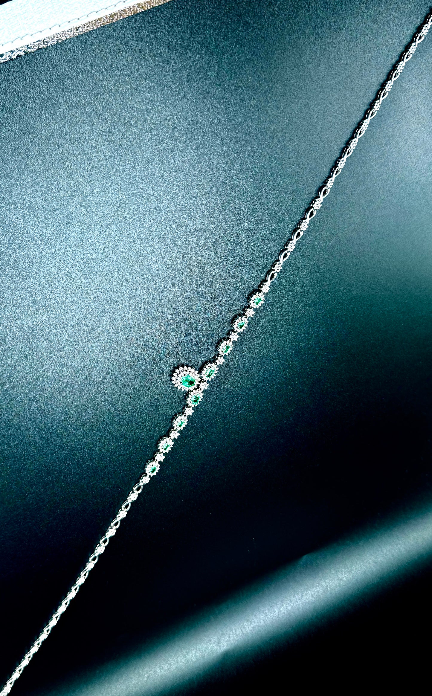 Luxury 14kt Gold Necklace with 4ct Emerald & 4ct Diamond – 17" | 30.3g