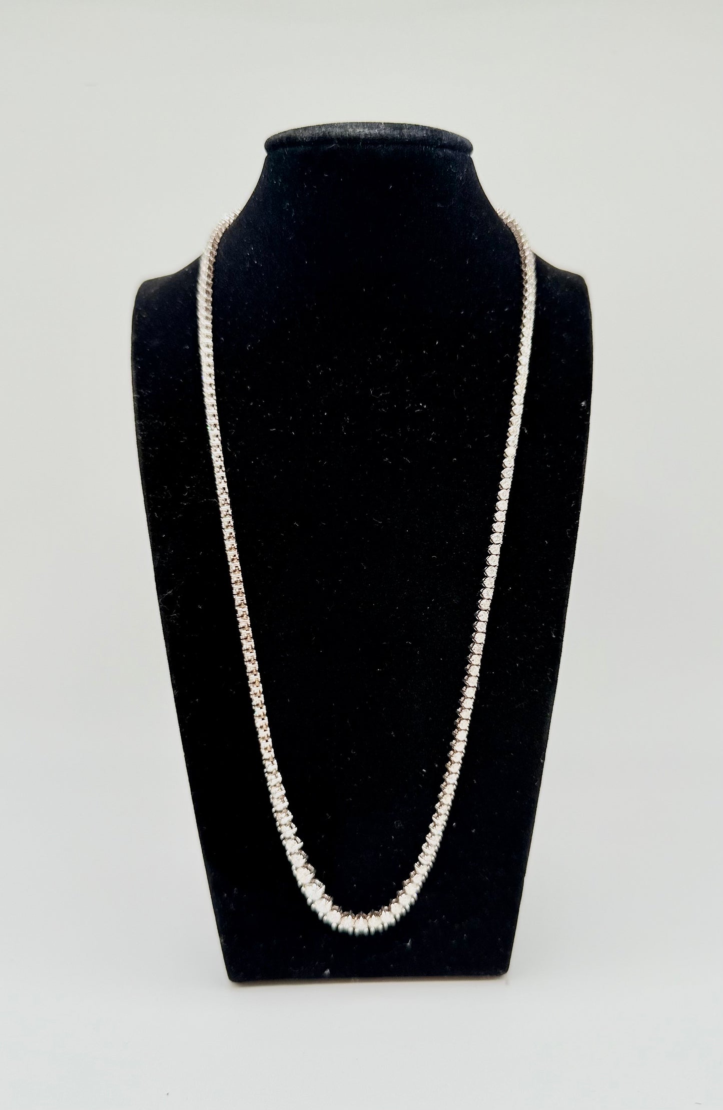 Elegant 10 Carat Diamond Necklace – 14K Gold | 17" | 14g