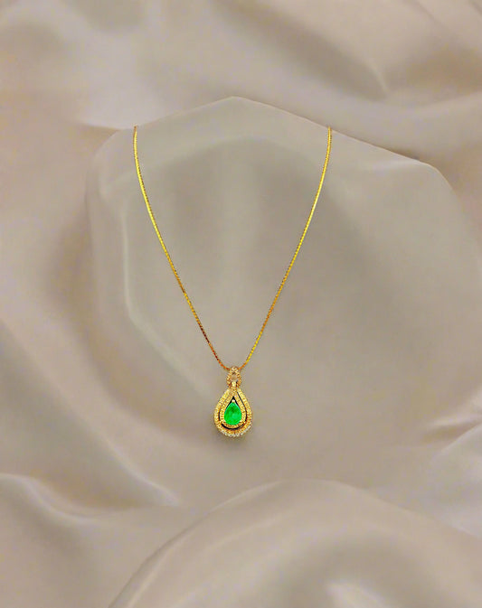 Radiant 14k Gold Necklace with Emerald & Diamond Pendant – 18" | Luxury Fine Jewelry ✨