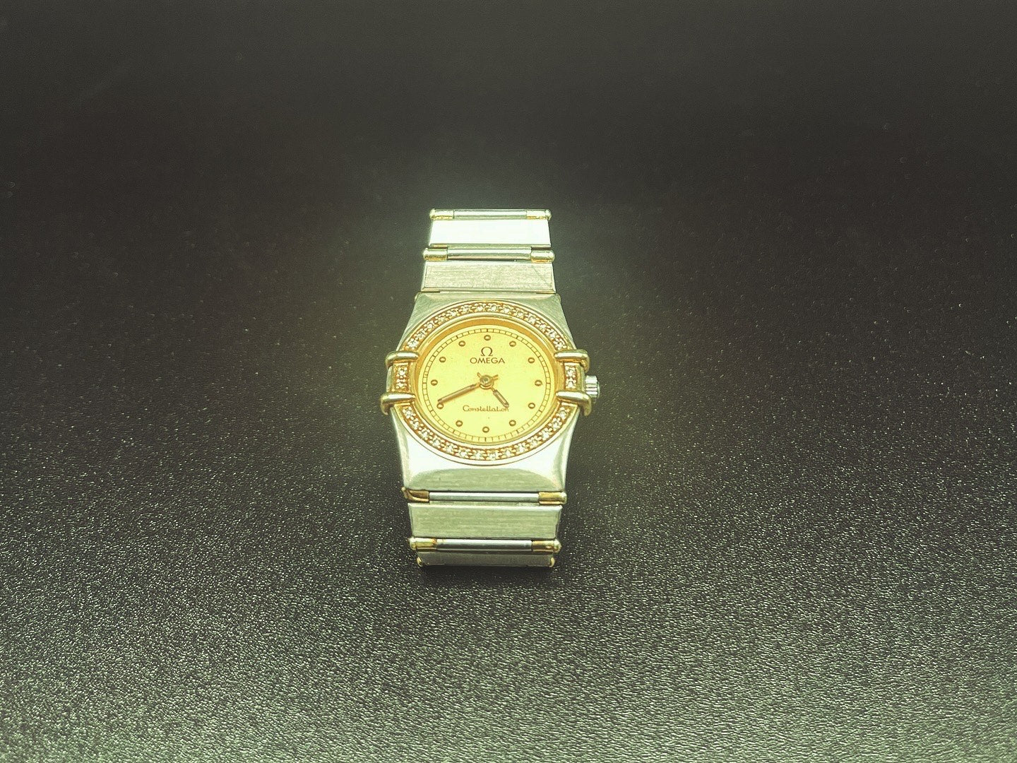 Omega Constellation Ladies' Gold & Diamond Watch – Timeless Elegance